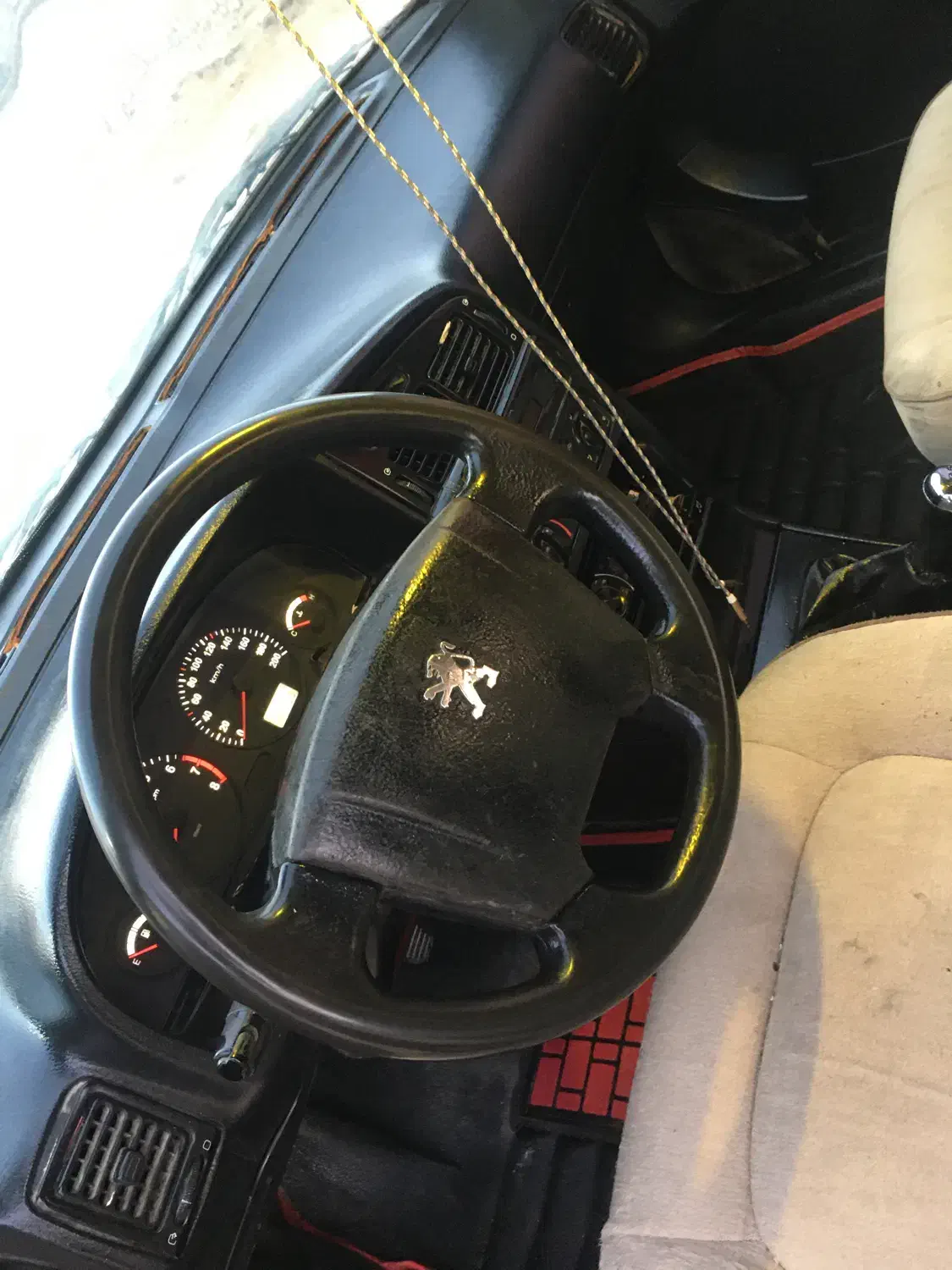 پژو۴۰۵|خودرو سواری و وانت|بوشهر, |دیوار