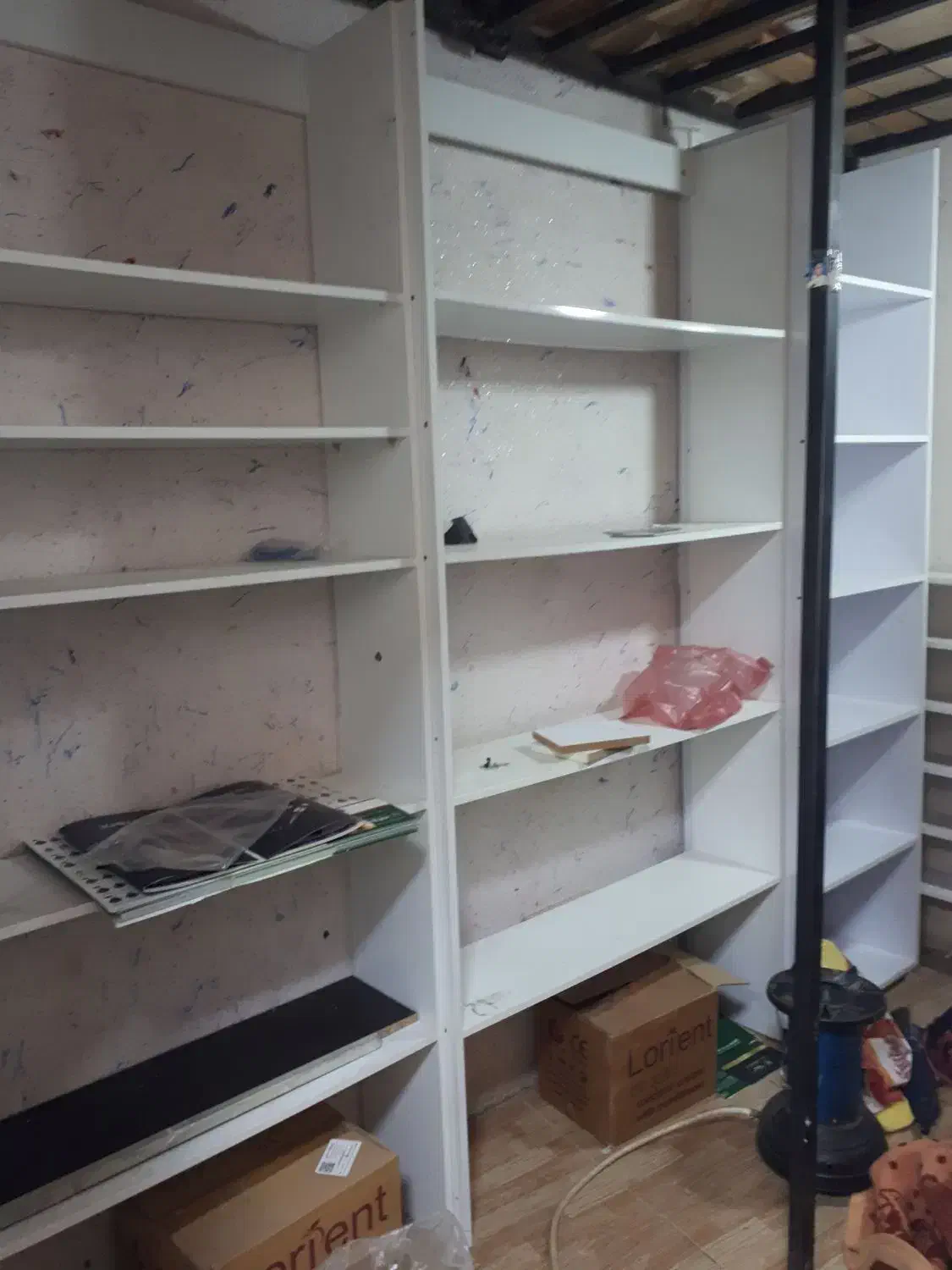 قفسه،آینه مخصوص آرایشگاه،شیشه سکوریت|کتابخانه، شلف، قفسه‌های دیواری|کوهدشت, |دیوار