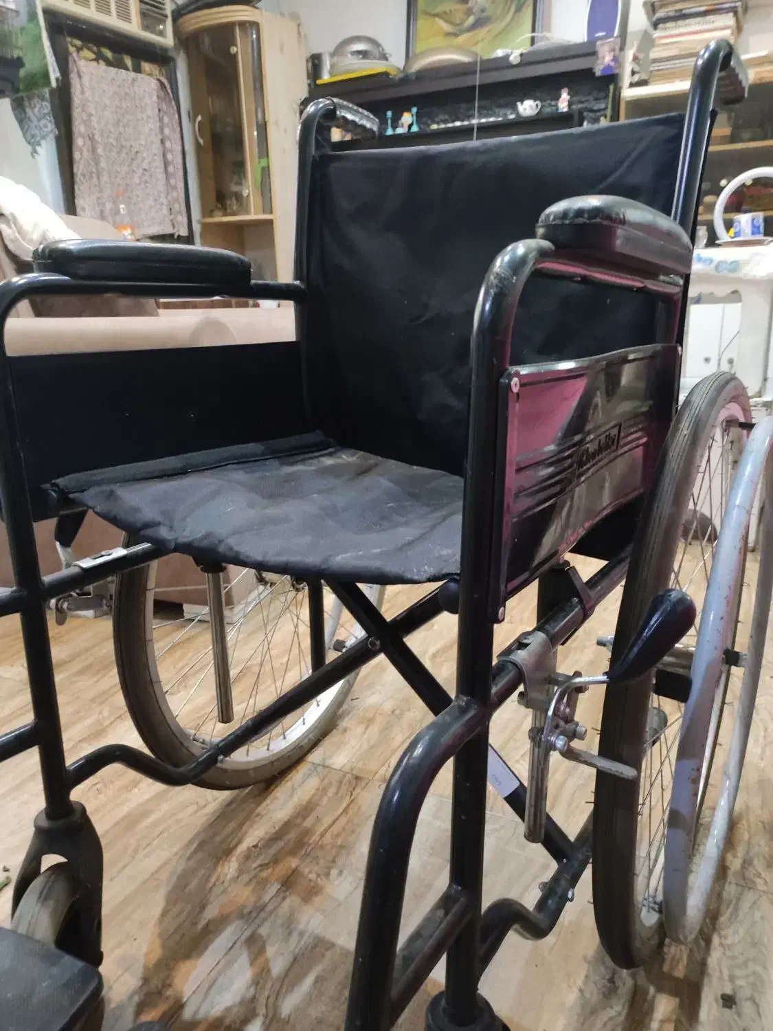 ویلچر ساده تاشو ایران بهکار کاملا نو|آرایشی، بهداشتی، درمانی|رشت, استادسرا|دیوار