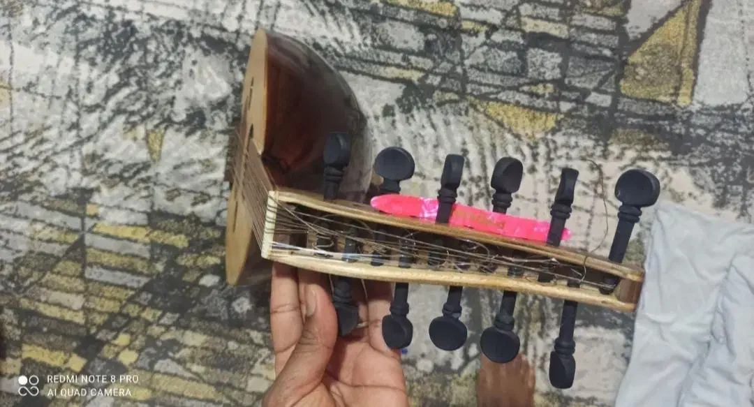 عود|سازهای سنتی|میناب, |دیوار