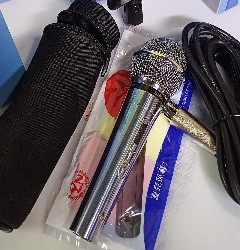 میکروفن D2000|صوتی و تصویری|قم, آذر (نکویی)|دیوار