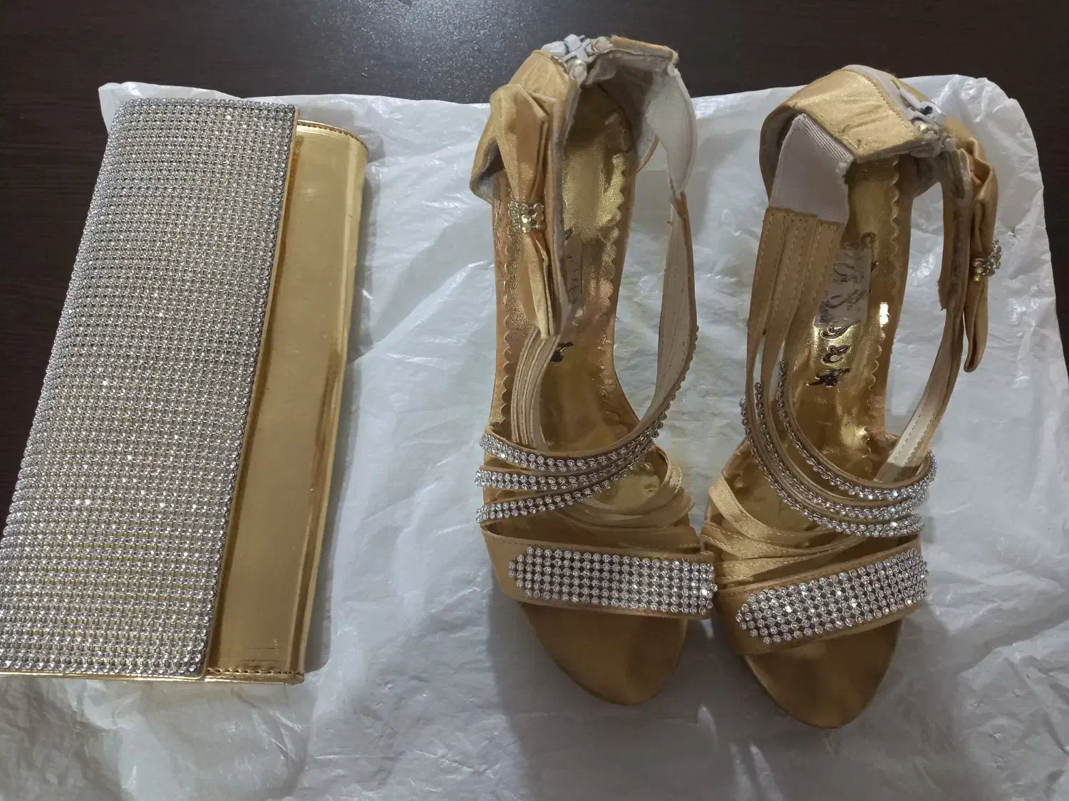 کفش مجلسی سایز ۴۰|کیف، کفش، کمربند|صفادشت, |دیوار