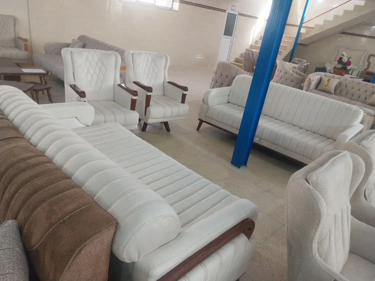 مبل راحتی بیاض گل|مبلمان خانگی و میز عسلی|میاندوآب, |دیوار