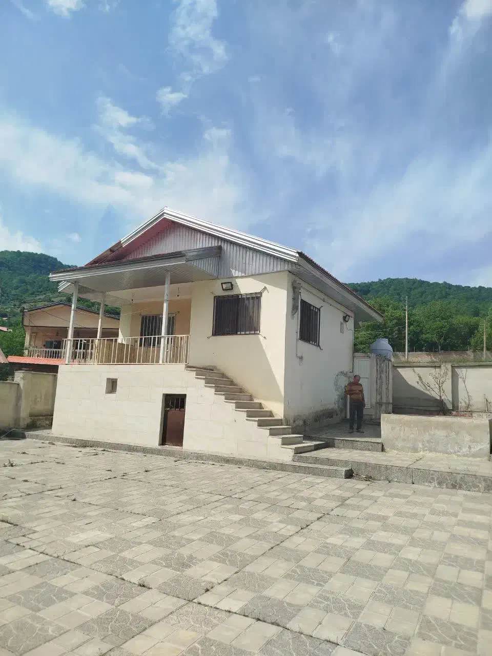 ویلا ۷۰۰متری|فروش خانه و ویلا|آلاشت, |دیوار