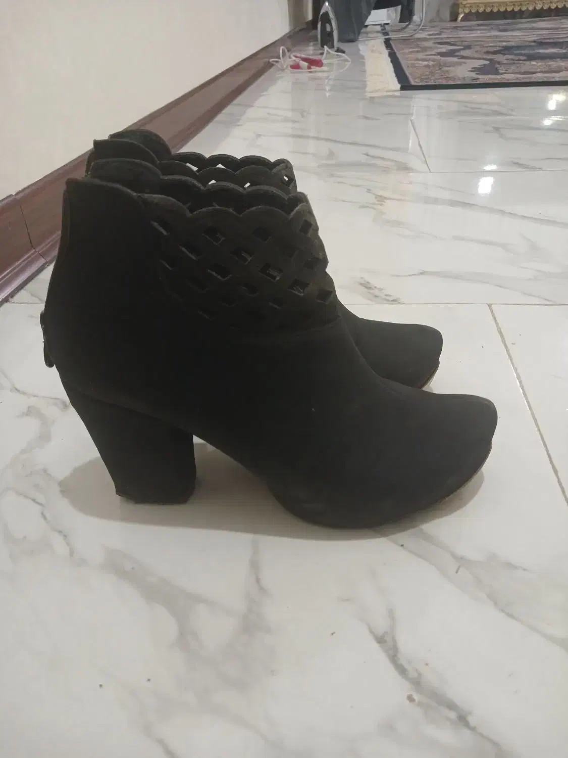 نیم بوت سایز 40|کیف، کفش، کمربند|پرند, فاز ۵|دیوار