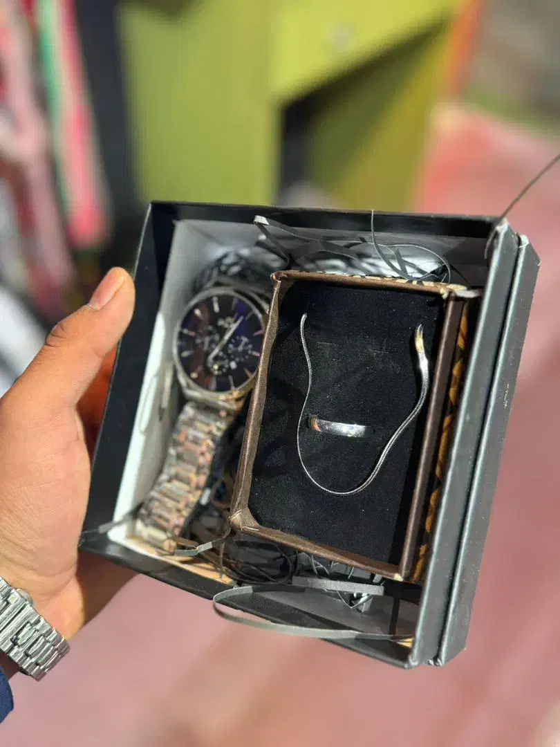 ست ساعت و انگشتر و گردنبند|بدلیجات|فیروزآباد (فارس), |دیوار