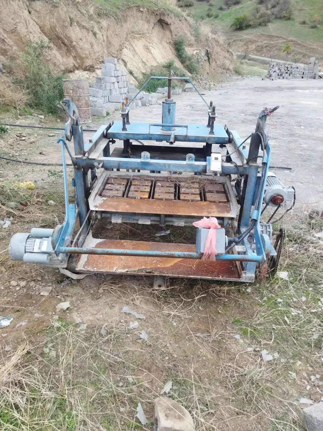 دستگاه بلوک زنی بیست در چهل ته بسته|ماشینآلات صنعتی|خدا آفرین, |دیوار