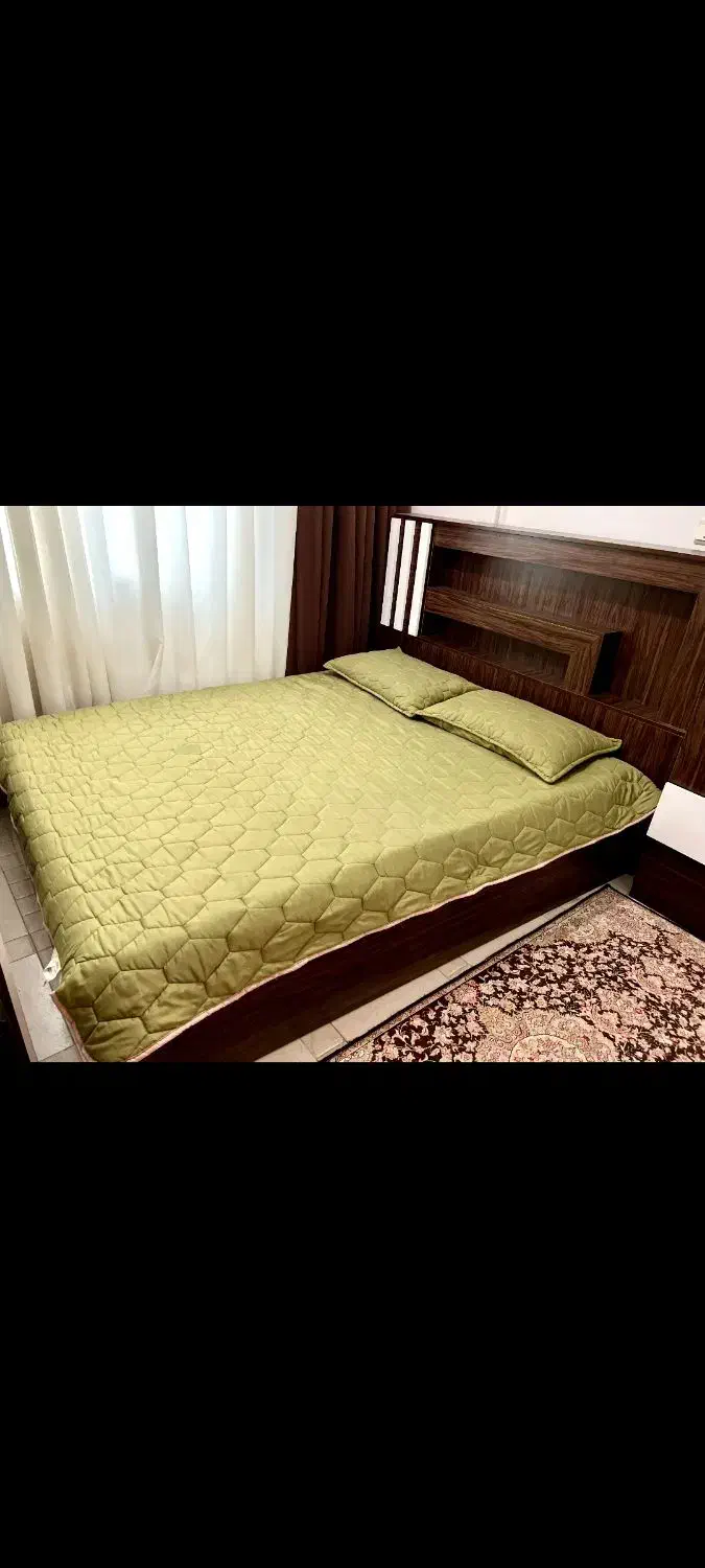تخت و کمد ایینه و میز ارایش|تشک تختخواب|لاهیجان, کوی آزادگان|دیوار