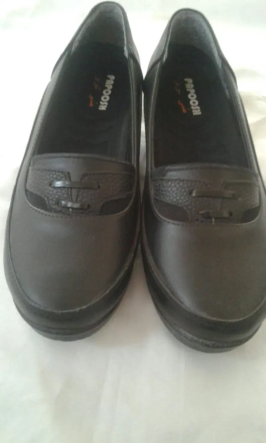 کفش ملی|کیف، کفش، کمربند|کاشمر, |دیوار