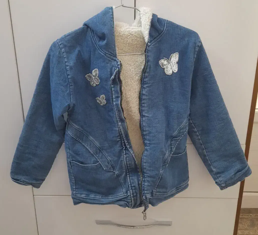 دو عدد کاپشن دخترانه|کفش و لباس بچه|میبد, |دیوار