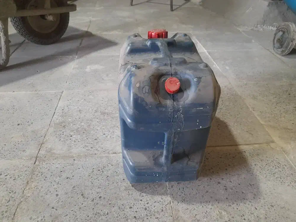 بیست لیتری|ظروف نگهدارنده، پلاستیکی، یکبارمصرف|خرمآباد, |دیوار