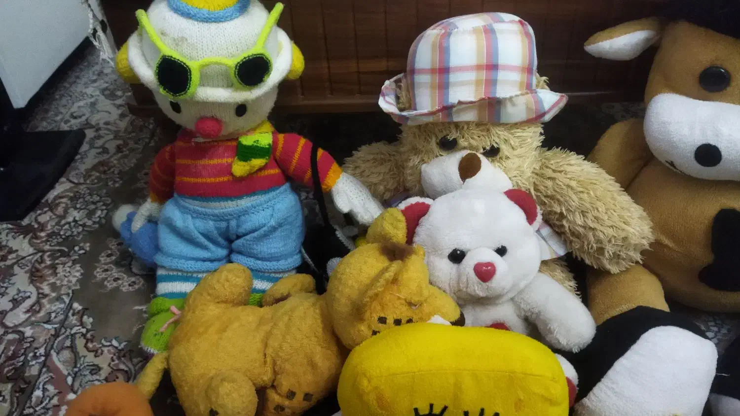 تعدادی اسباب بازی|اسباببازی بچه|فردیس, فردیس|دیوار