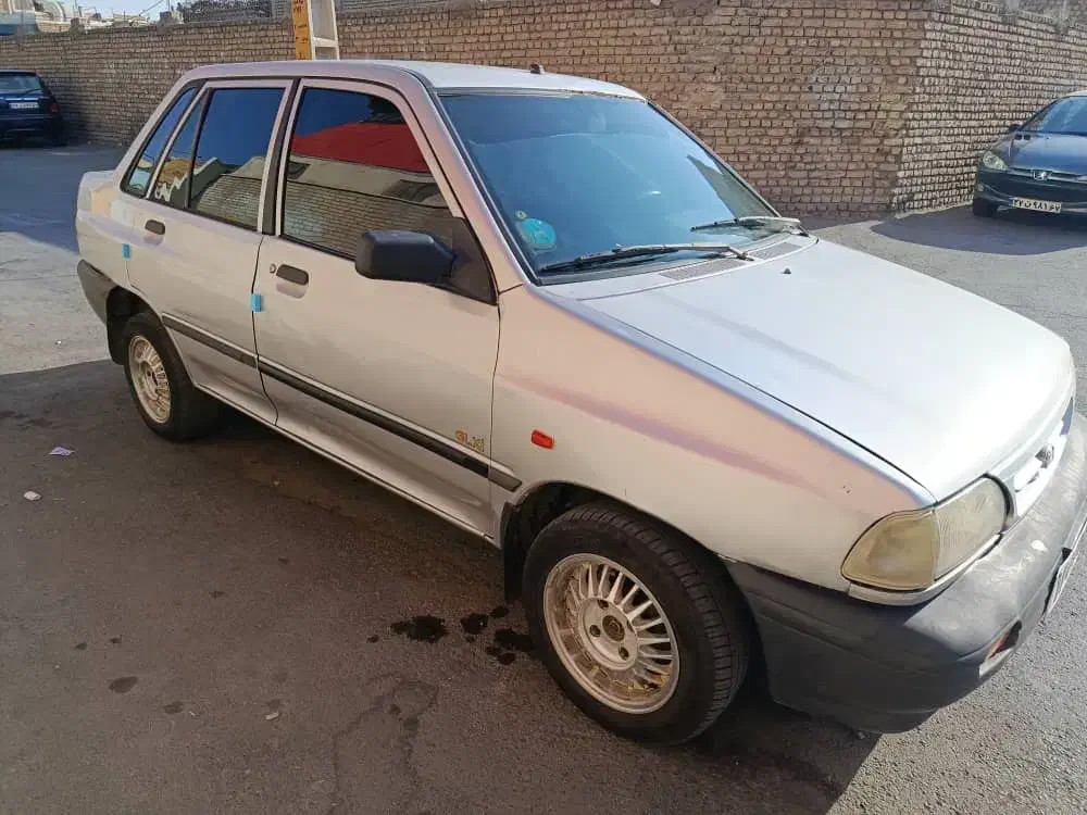 پراید ۸۸ رینگ اسپرت بدون رنگ فابریک خونگی|خودرو سواری و وانت|اصفهان, شاهد|دیوار