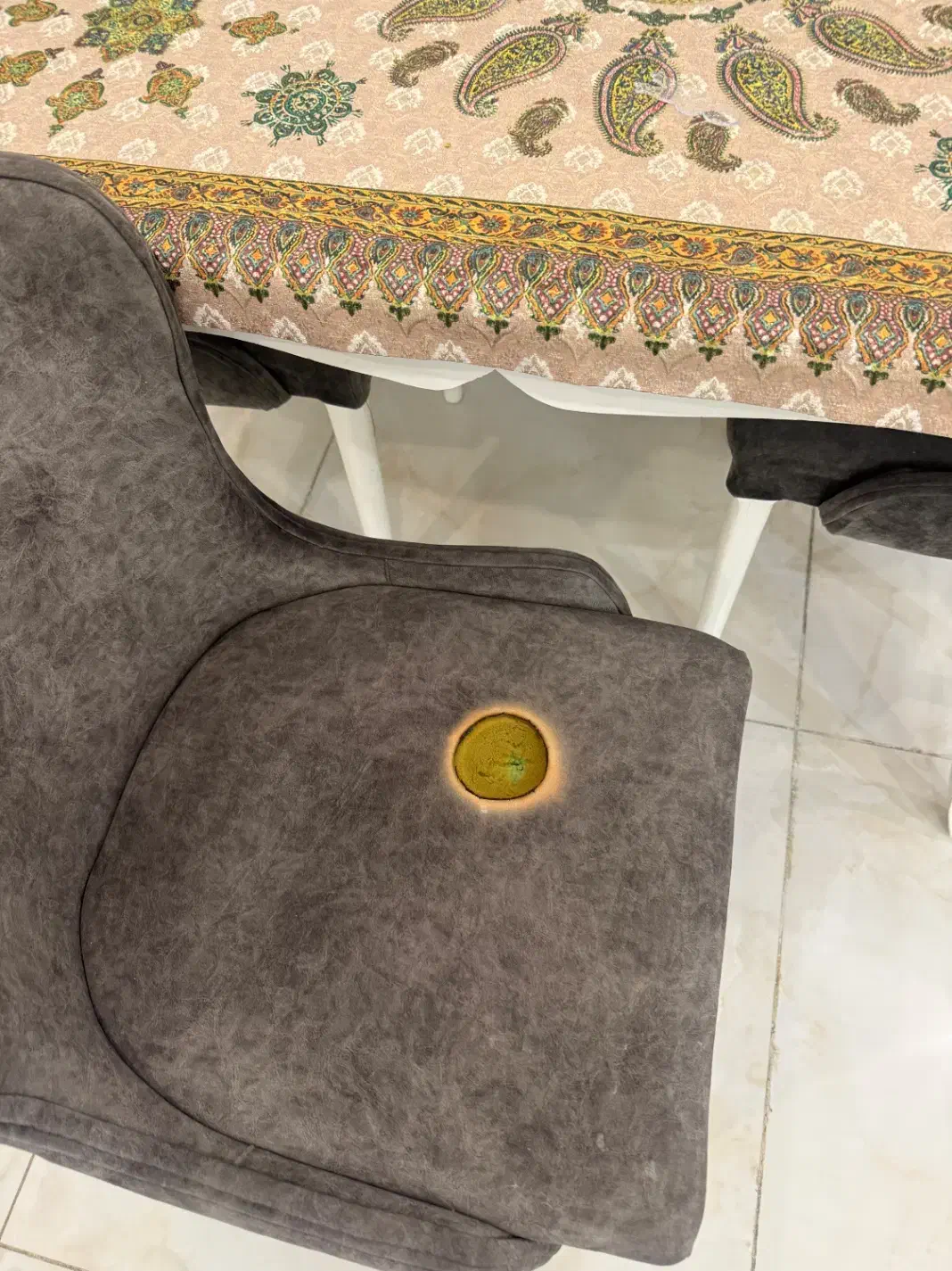میزناهار خوری|میز و صندلی غذاخوری|اهواز, گلستان|دیوار