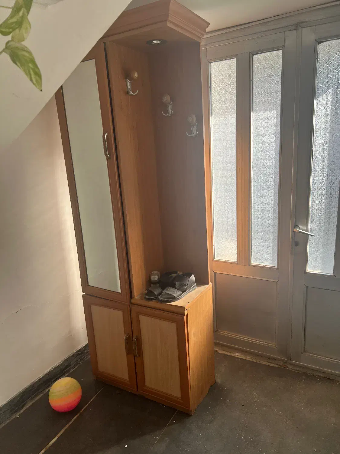 جاکفشی دست دوم|جاکفشی، کمد، دراور|گنبد کاووس, |دیوار