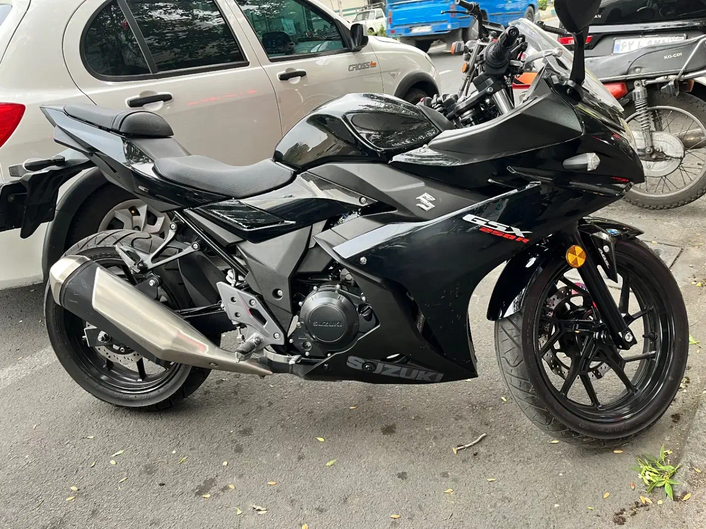 Gsx250|موتورسیکلت|تهران, پاسداران|دیوار