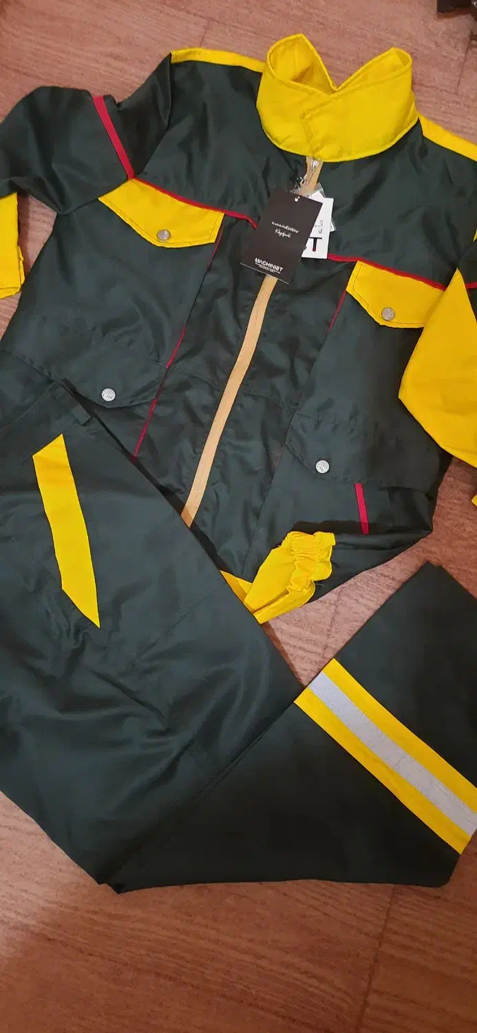 لباس کار|لباس|ارومیه, |دیوار