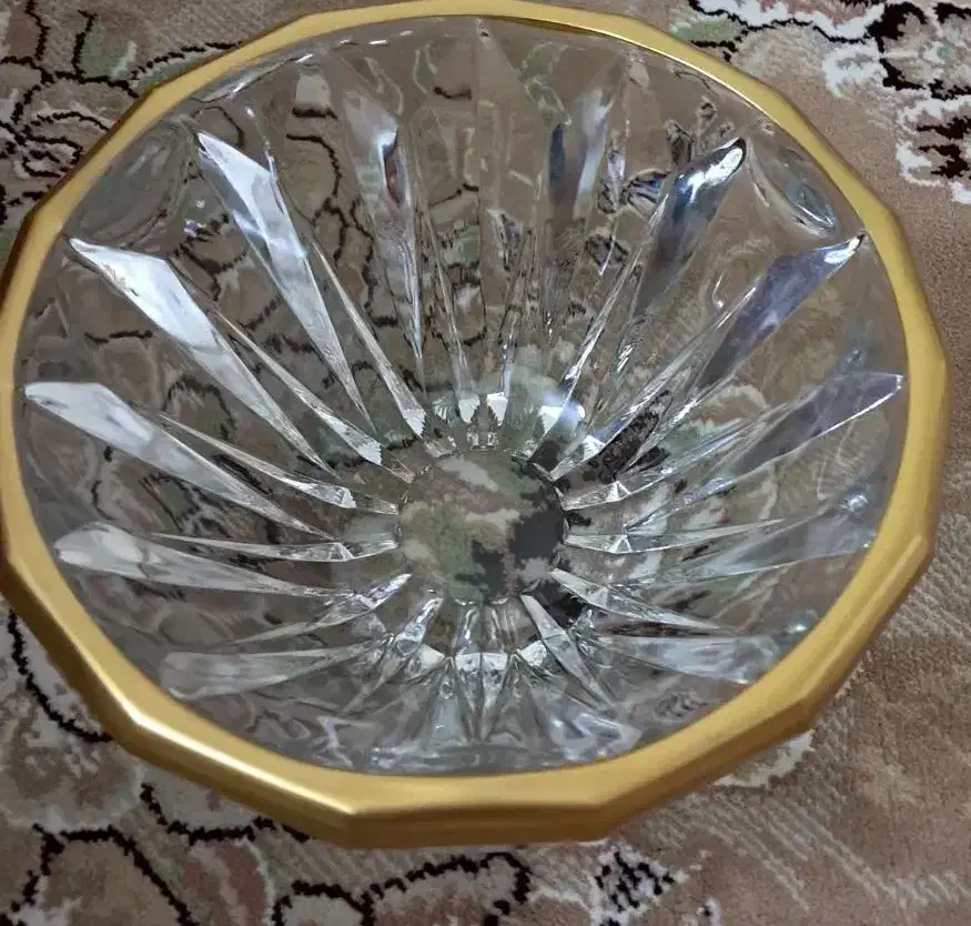 شکلات خوری لب طلایی|ظروف سرو و پذیرایی|قم, انصار‌الحسین|دیوار