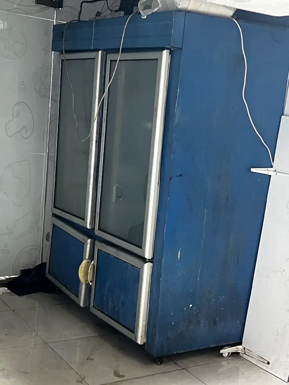 یخچال کبابی|کافی‌شاپ و رستوران|کیش, |دیوار