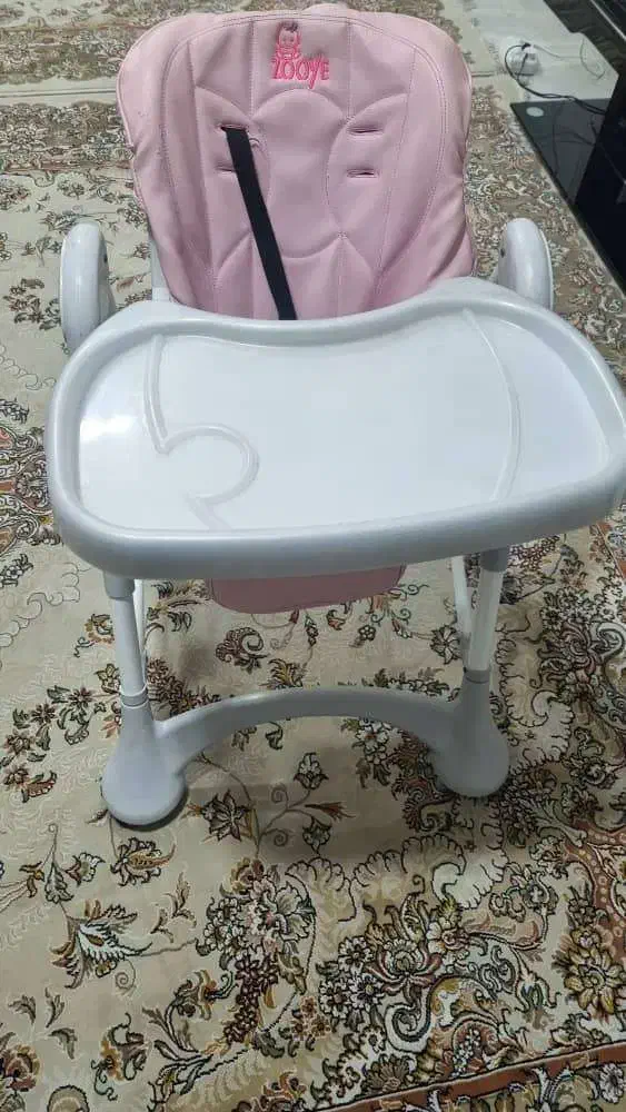 صندلی ماشین کودک و صندلی غذا خارجی۲تومن|تخت و صندلی بچه|دزفول, |دیوار