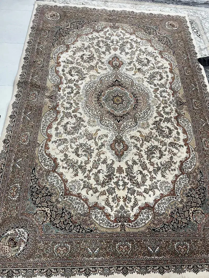 فرش ۶ و۹ متری|فرش|لاهیجان, شیشه گران|دیوار