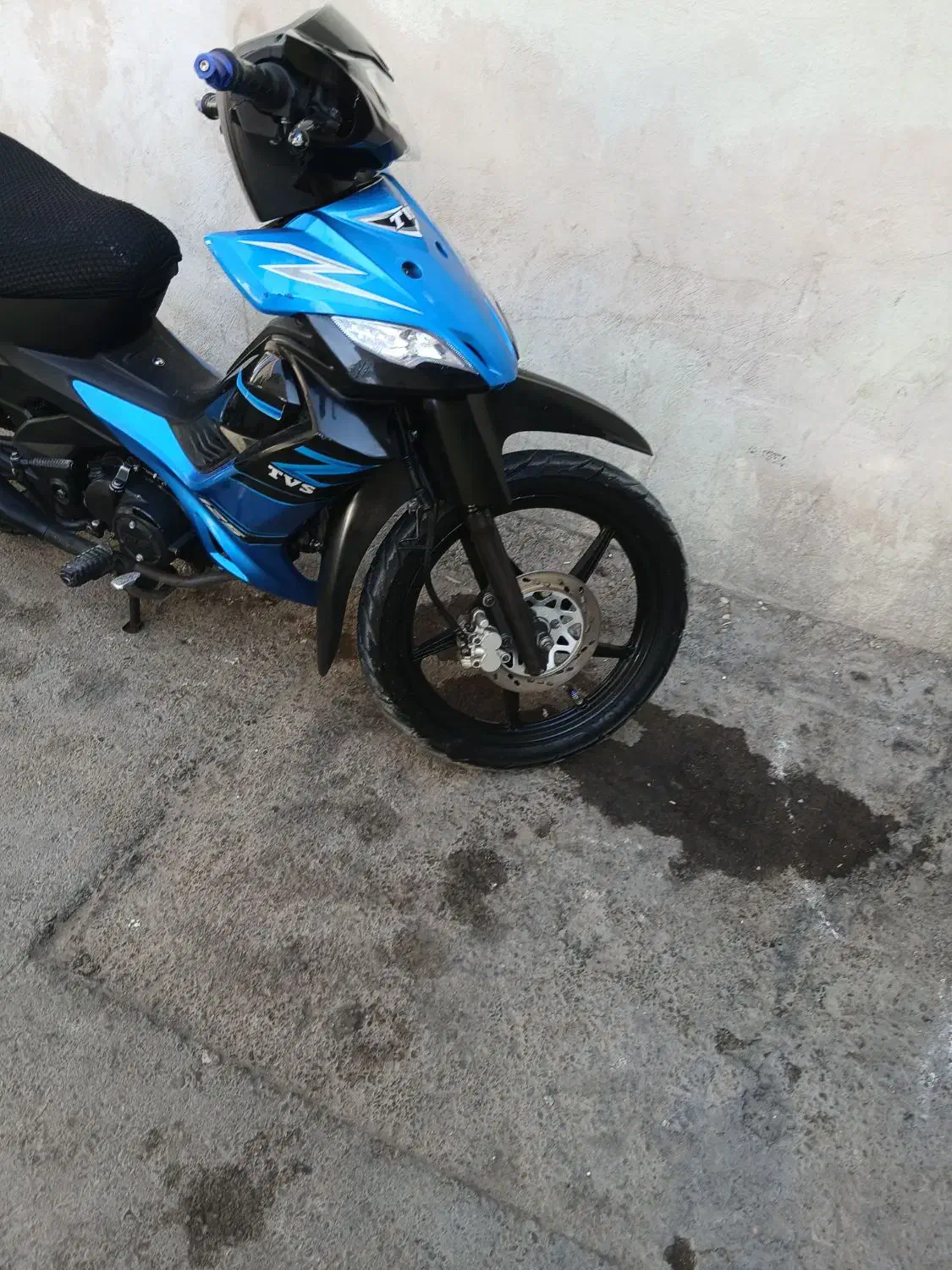 tvs تمیز در حد مدل ۸۹ کاربراتی|موتورسیکلت|مشهد, رده|دیوار