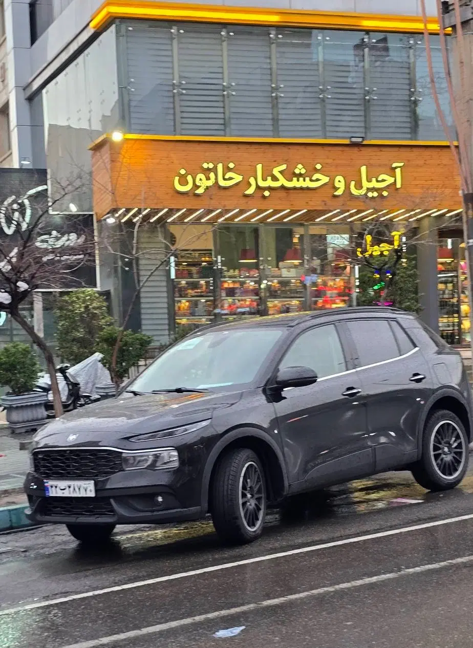 راننده شخصی ام با خودرو شاسی ریرا همکاریVIP|استخدام حمل و نقل|تهران, صادقیه|دیوار