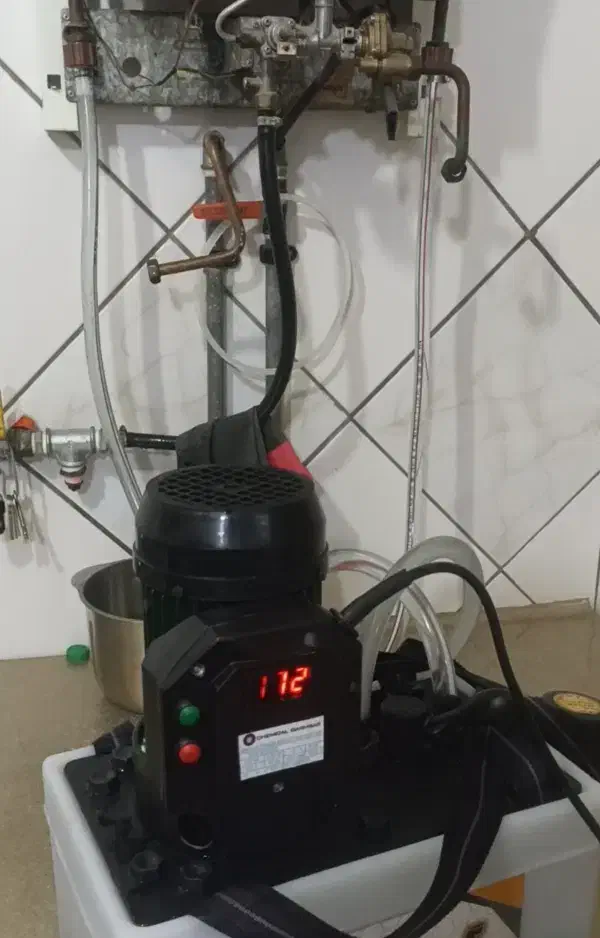 شستشوی رادیات ابگرمکن و پکیج|خدمات پیشه و مهارت|باغ بهادران, |دیوار