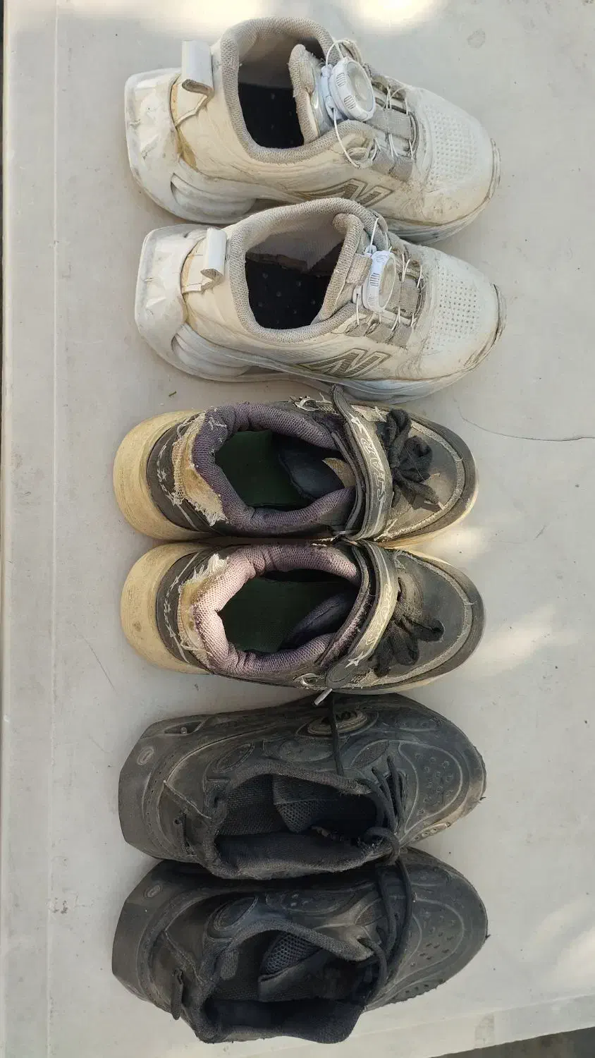 لباس و کفش رایگان|کفش و لباس بچه|گنبد کاووس, |دیوار