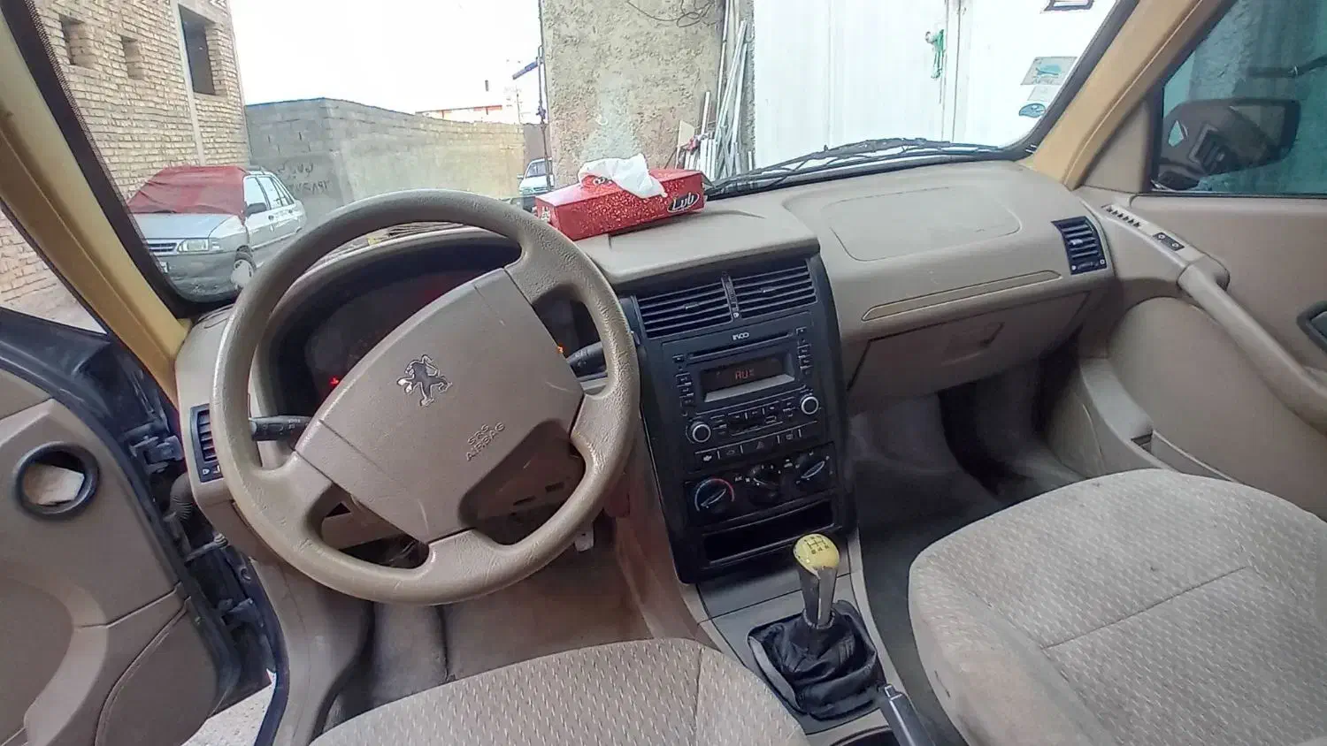 پژو ۴۰۵|خودرو سواری و وانت|لنجان, |دیوار