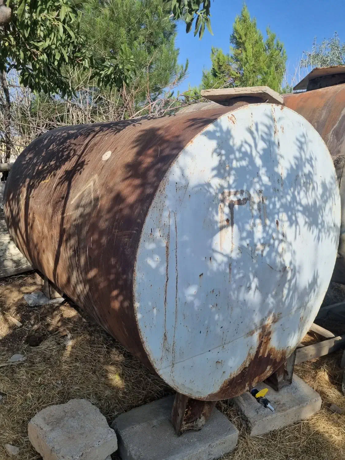 تانکر آب|مصالح و تجهیزات ساختمان|الیگودرز, |دیوار