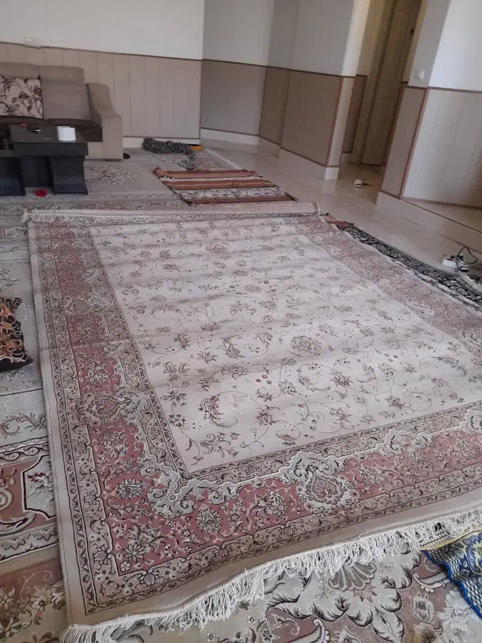 دو عدد فرش ۹ متری پونصد شانه تمیز|فرش|آباده, |دیوار