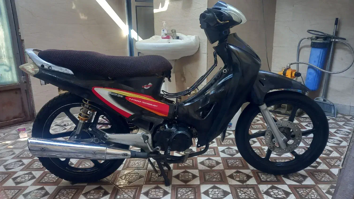 موتور رادیسون ۱۲۵ طرح ویو|موتورسیکلت|آبادان, |دیوار