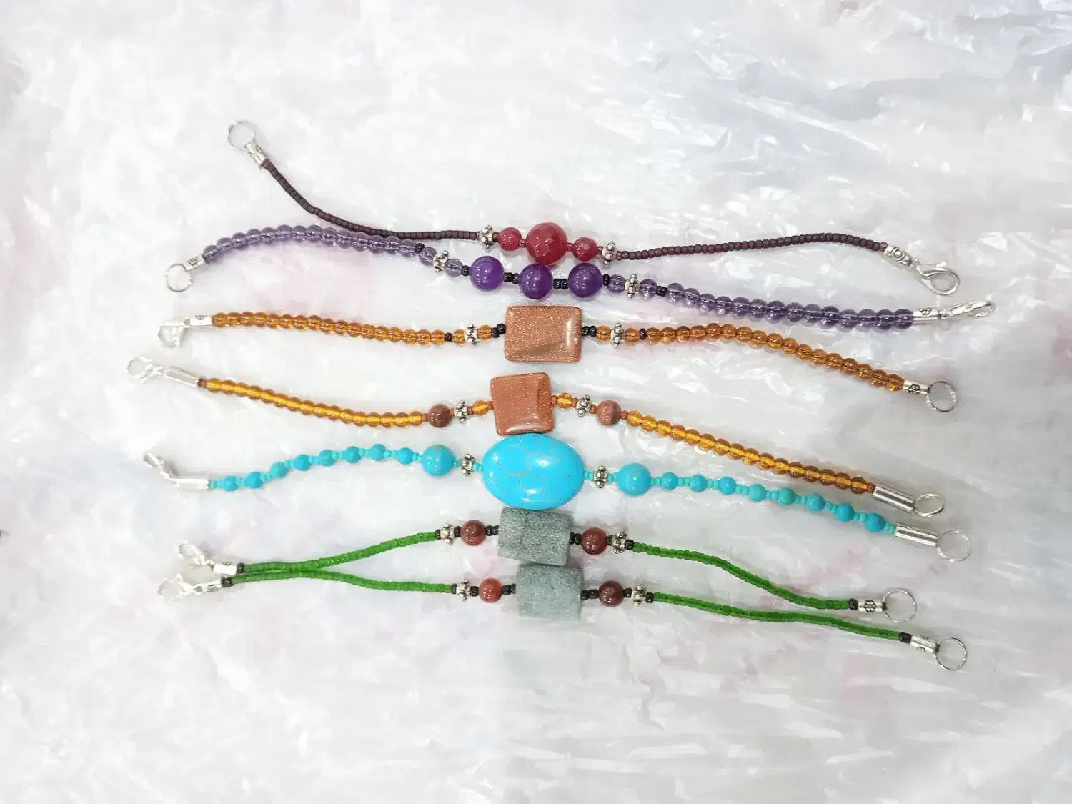 گردنی سنگی ودستبند سنگی|جواهرات|میبد, |دیوار