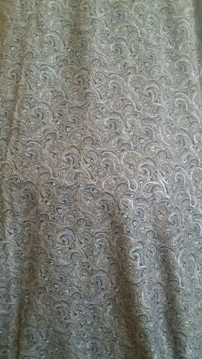 مقداری پارچه وچادر دوخته آماده|لباس|شوشتر, |دیوار