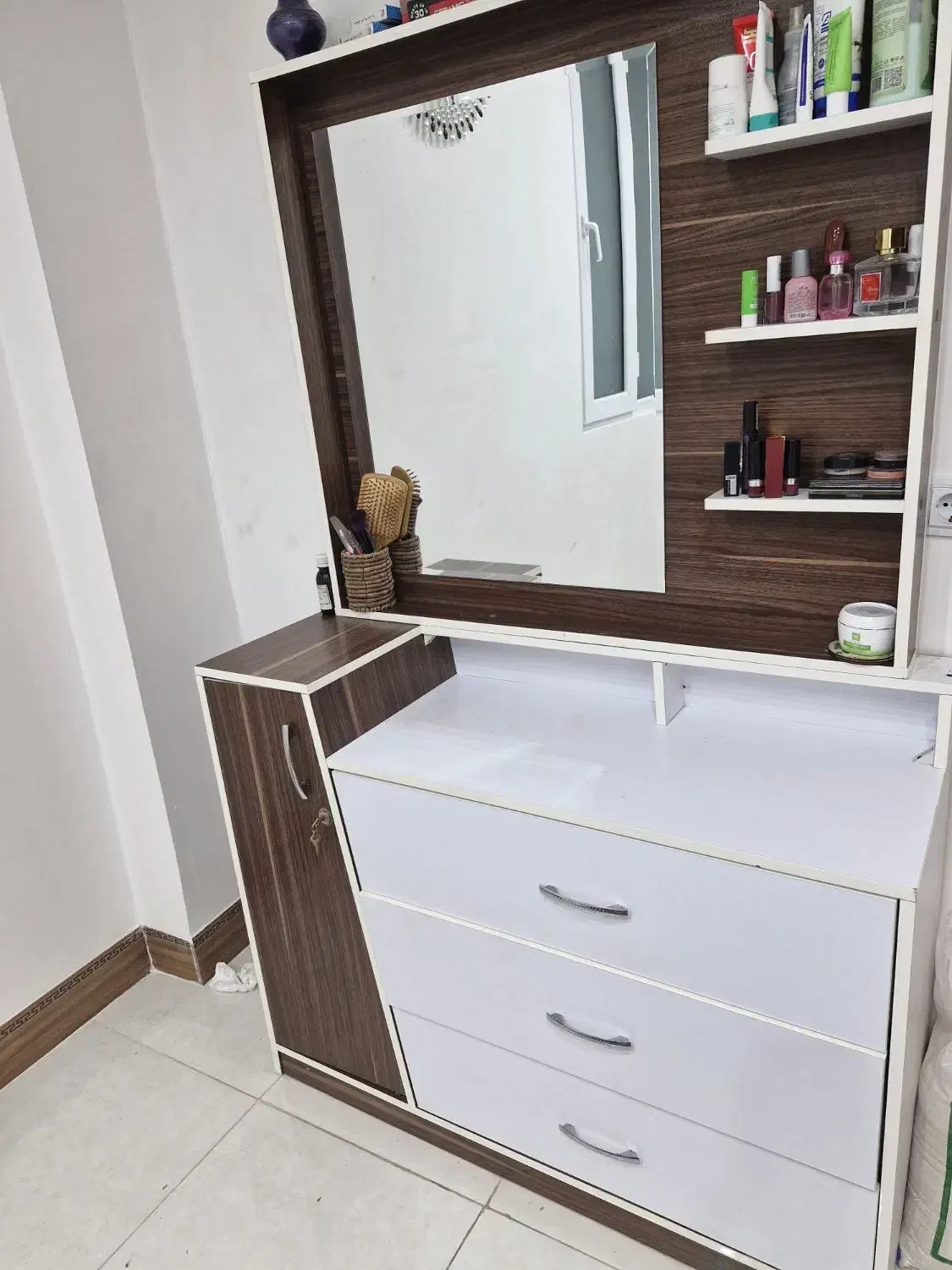 میز آرایش|جاکفشی، کمد، دراور|خرمشهر, |دیوار