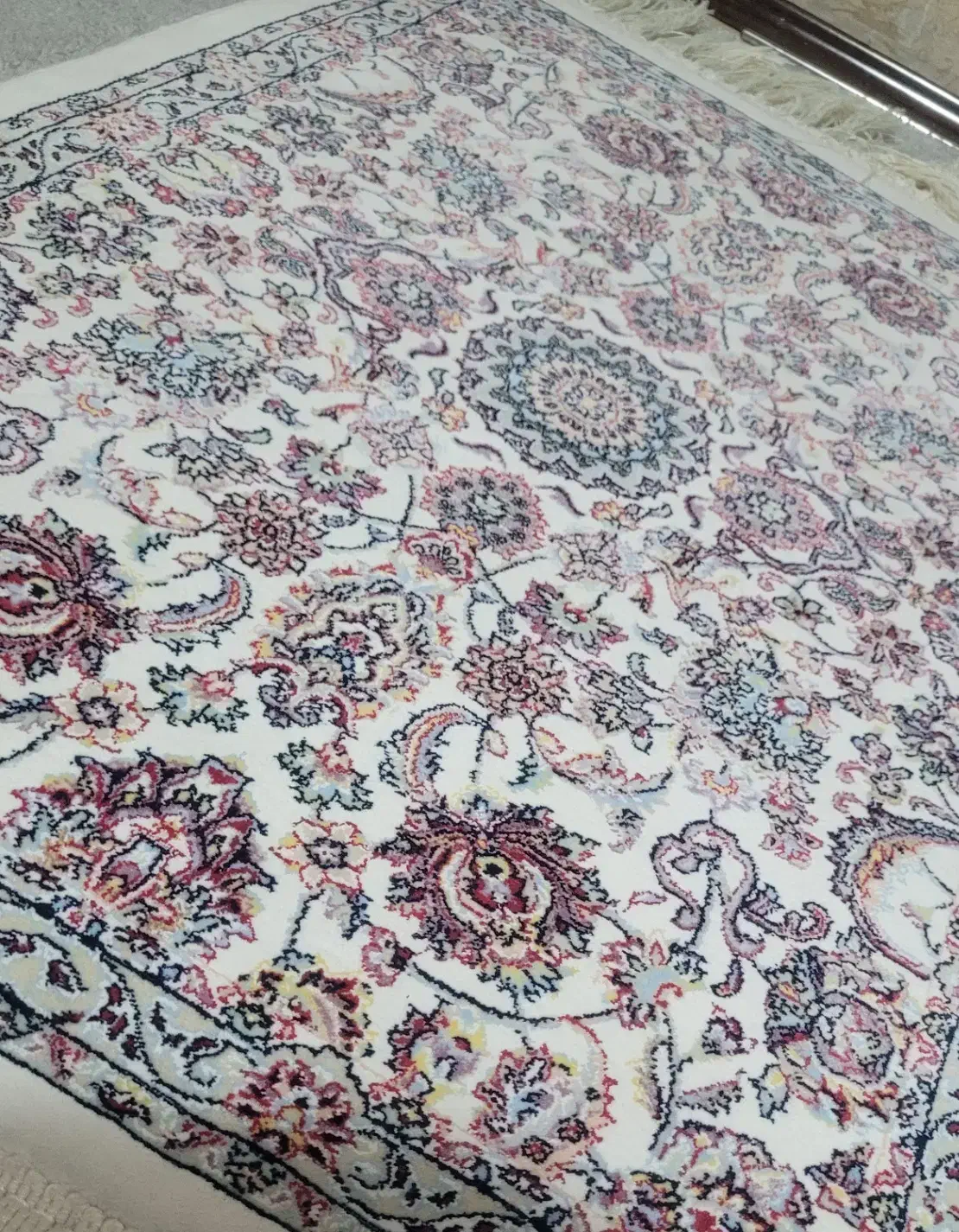 پادری|پادری|تهران, نیروی هوایی (پیروزی)|دیوار