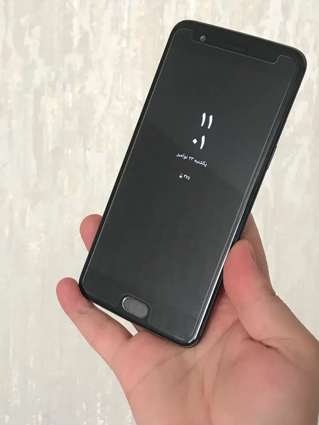 پرچمدار وانپلاس 5 کلکسیونی و استثنائی نونو|موبایل|شیراز, زرهی|دیوار