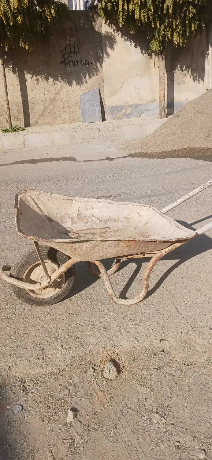 نردبان و فرغون|مصالح و تجهیزات ساختمان|هشتگرد, سیف آباد|دیوار