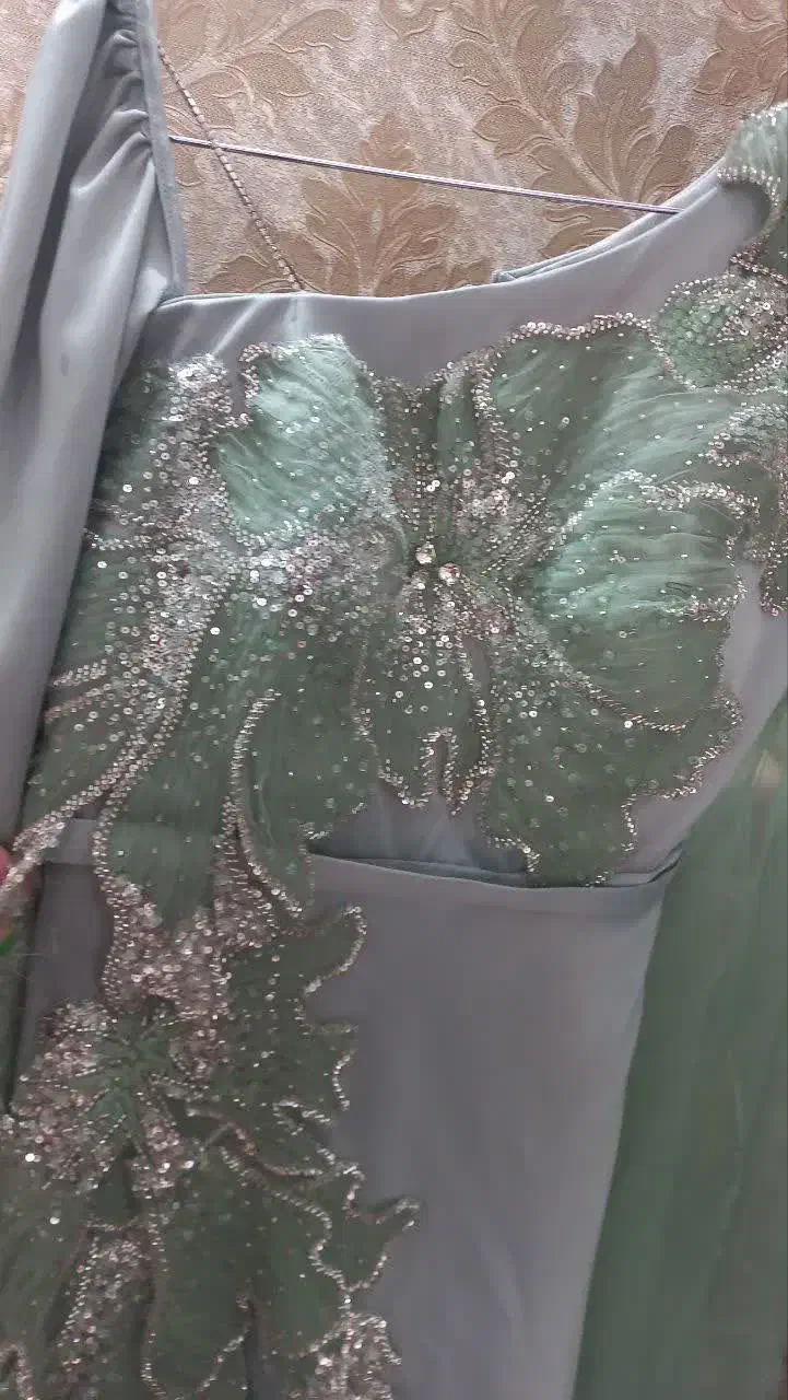 لباس مجلسی|لباس|مشهد, یاس|دیوار