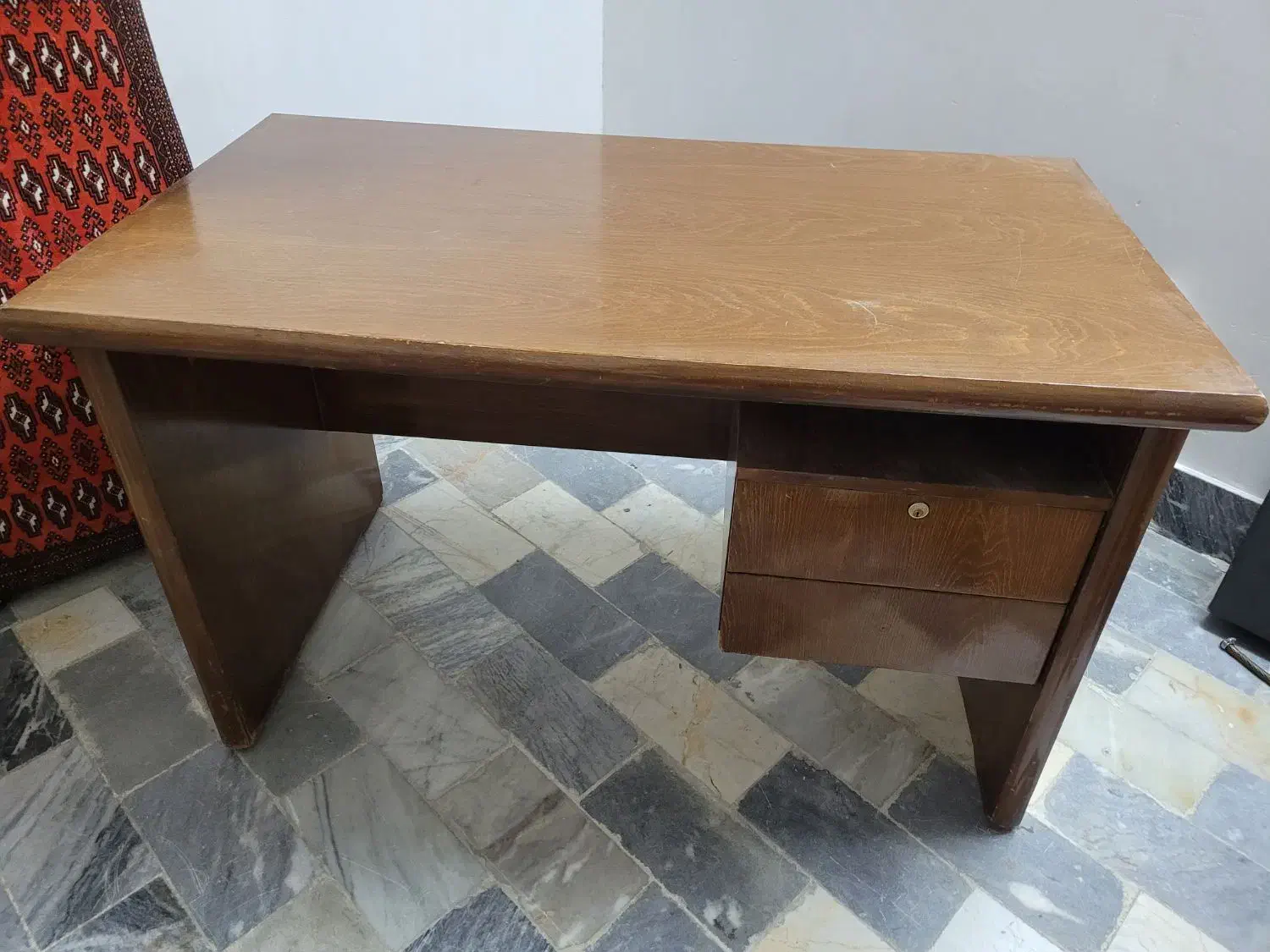 میز تحریر و میز تلفن|میز تحریر و کامپیوتر|بروجرد, |دیوار