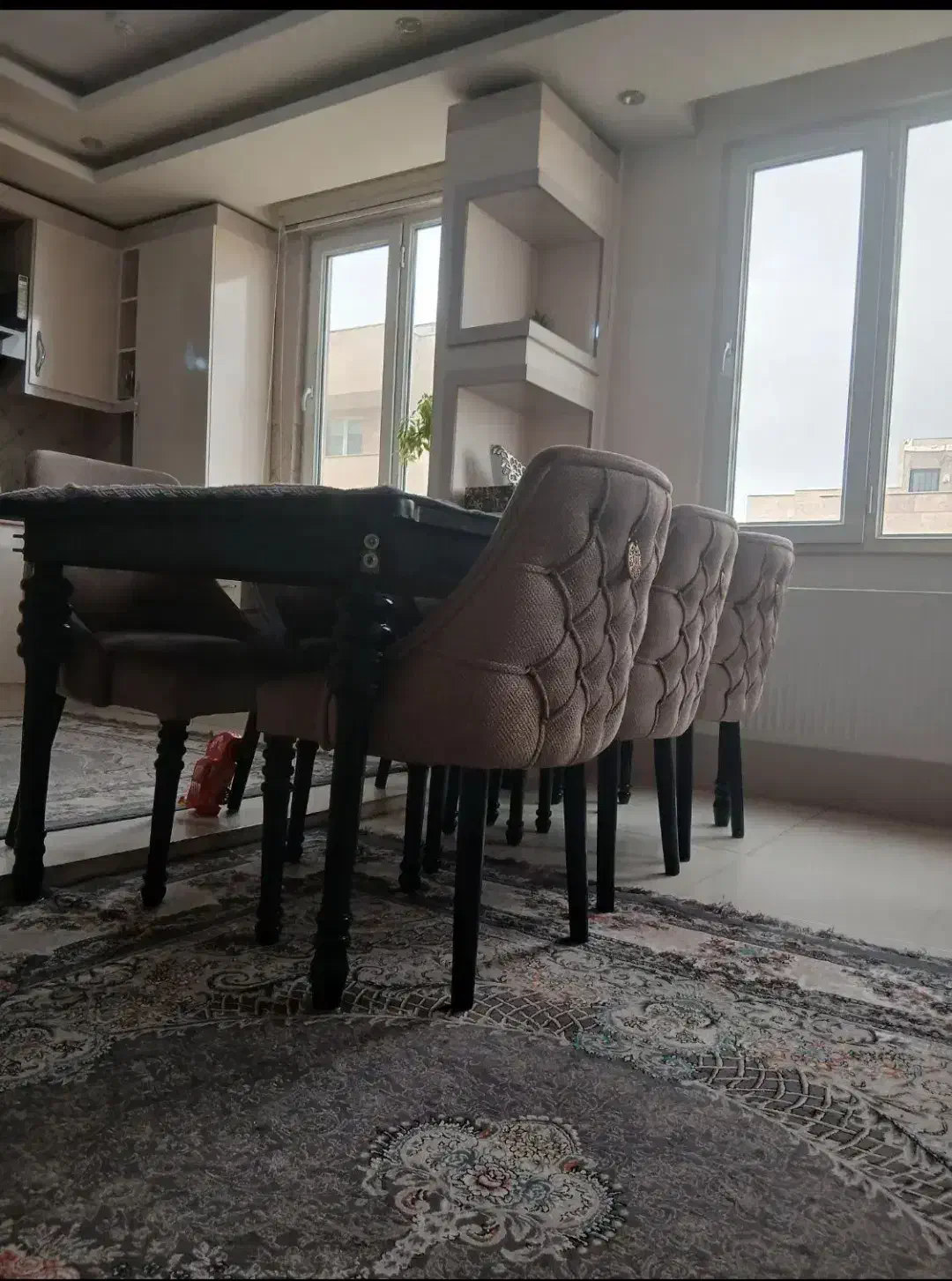 میز ناهارخوری ۸ نفره|میز و صندلی غذاخوری|اردبیل, |دیوار