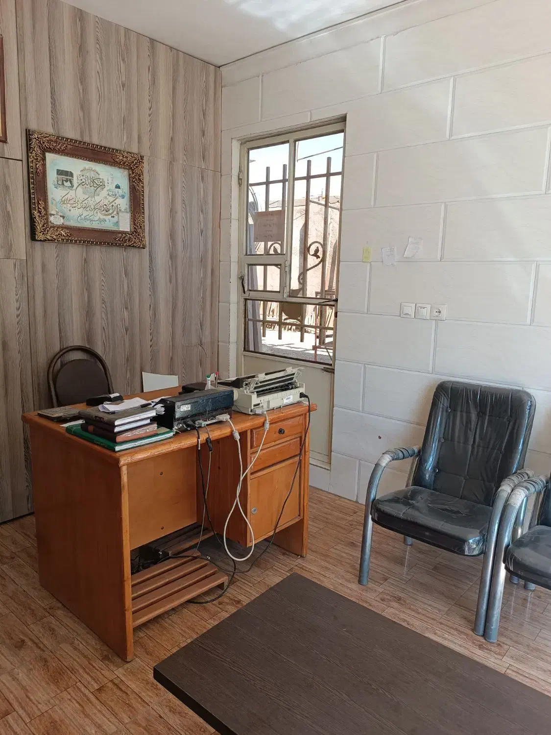 منشی خانم|استخدام اداری و مدیریت|ورامین, ریحان آباد|دیوار