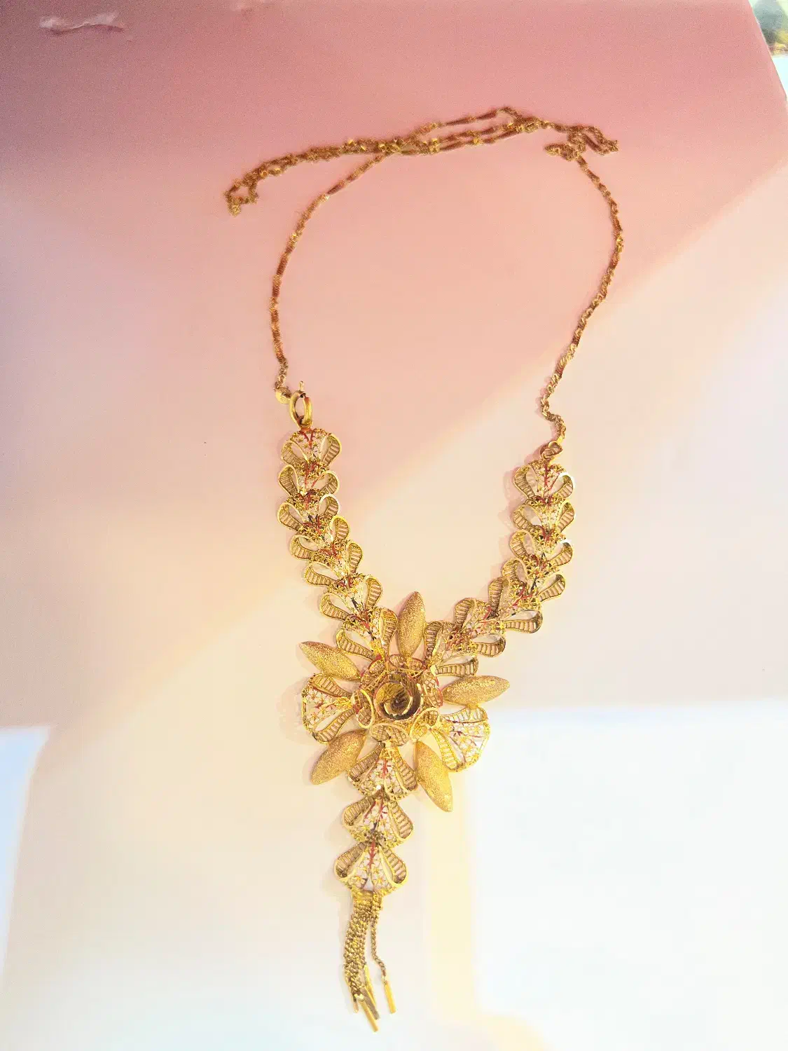 طلا|جواهرات|یاسوج, |دیوار