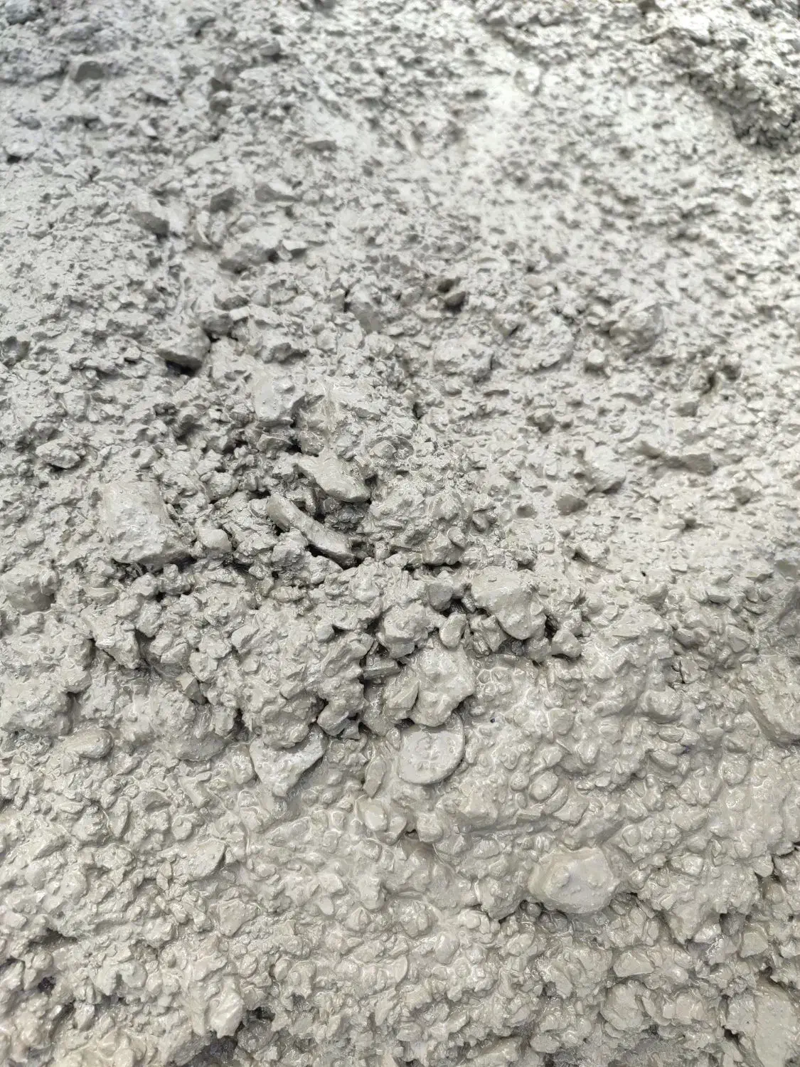 بتن آماده و پمپ بتن با اعیاربالا|خدمات پیشه و مهارت|گرگان, |دیوار