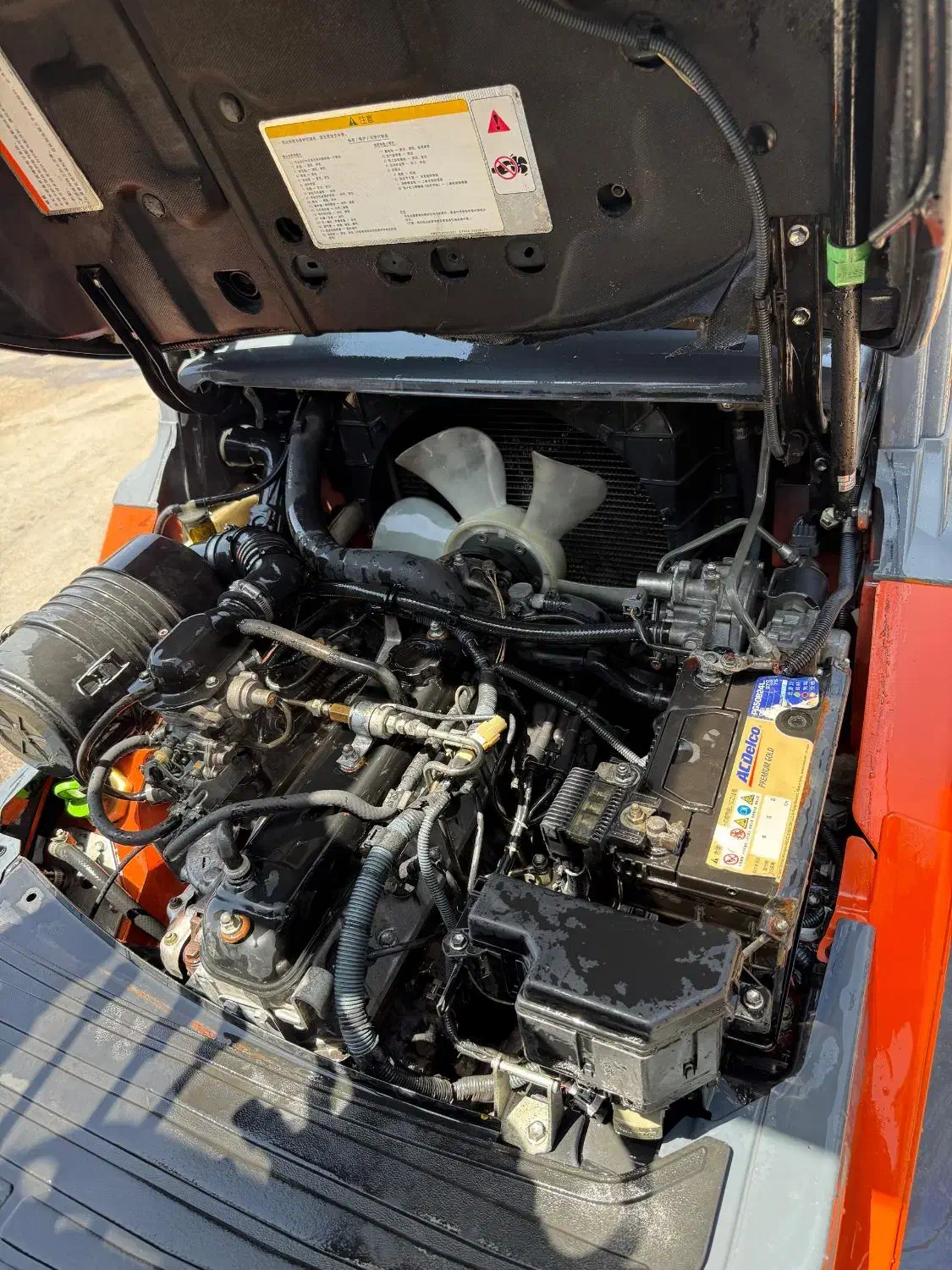 لیفتراک تویوتا ۲/۵|خودرو سنگین|شیراز, پادگان ولیعصر|دیوار