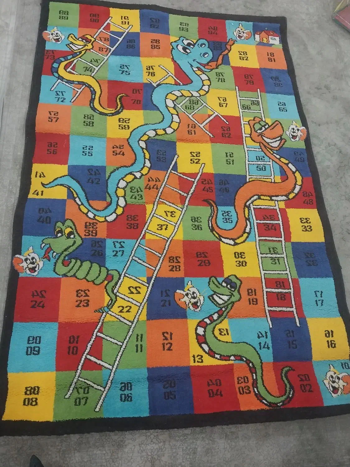 فرش بچگانه|فرش|شیراز, شهرک بهشتی|دیوار