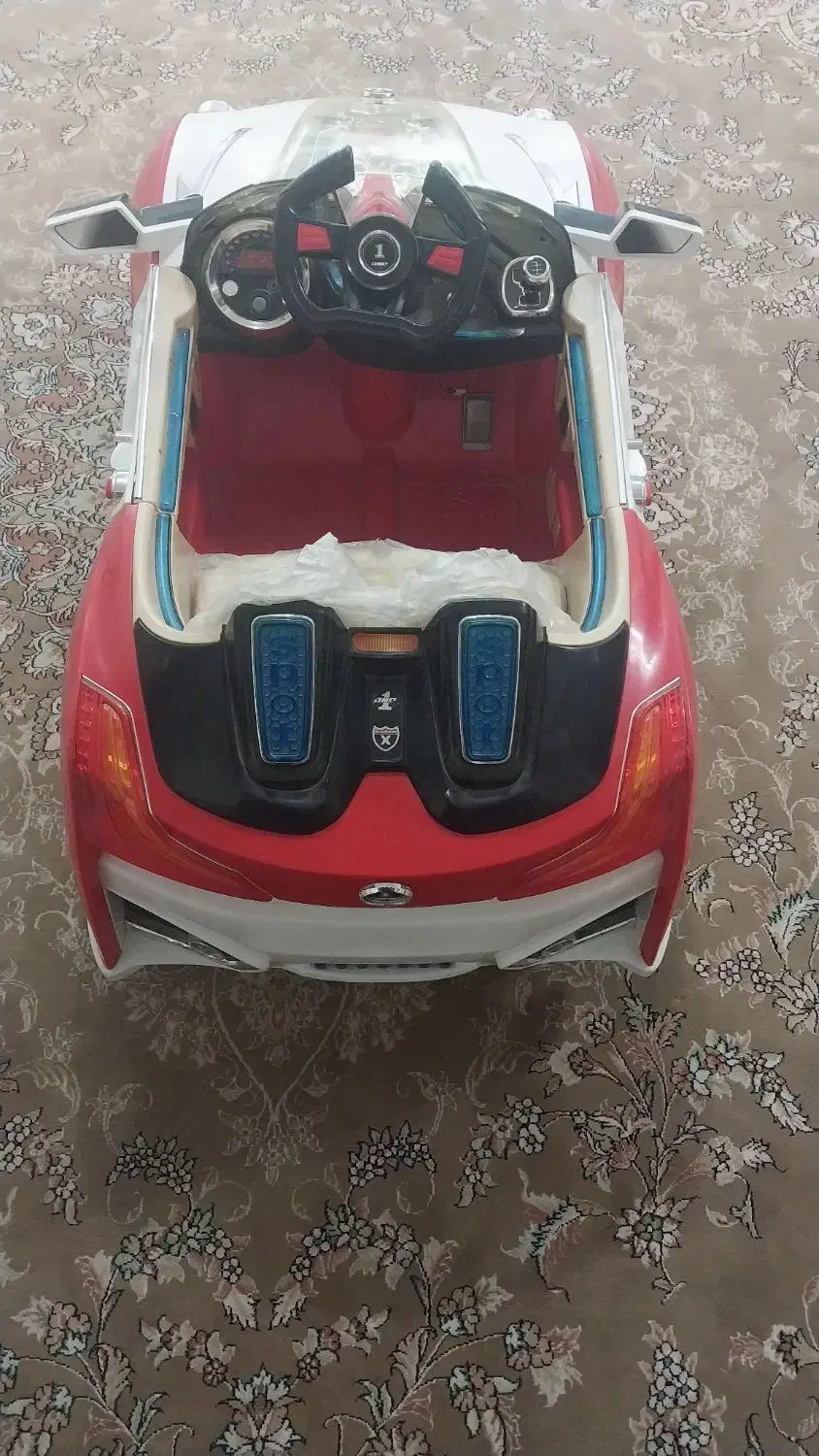 فروش ماشین شارژی دو موتوره دو نفره|اسباببازی|تربتحیدریه, طالقانی|دیوار