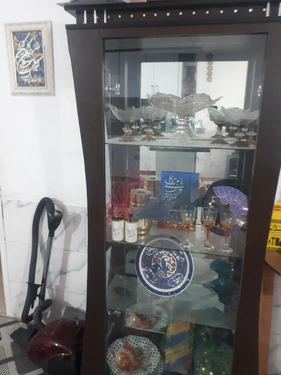 ویترین|بوفه، ویترین، کنسول|شیراز, شهرک گلها|دیوار