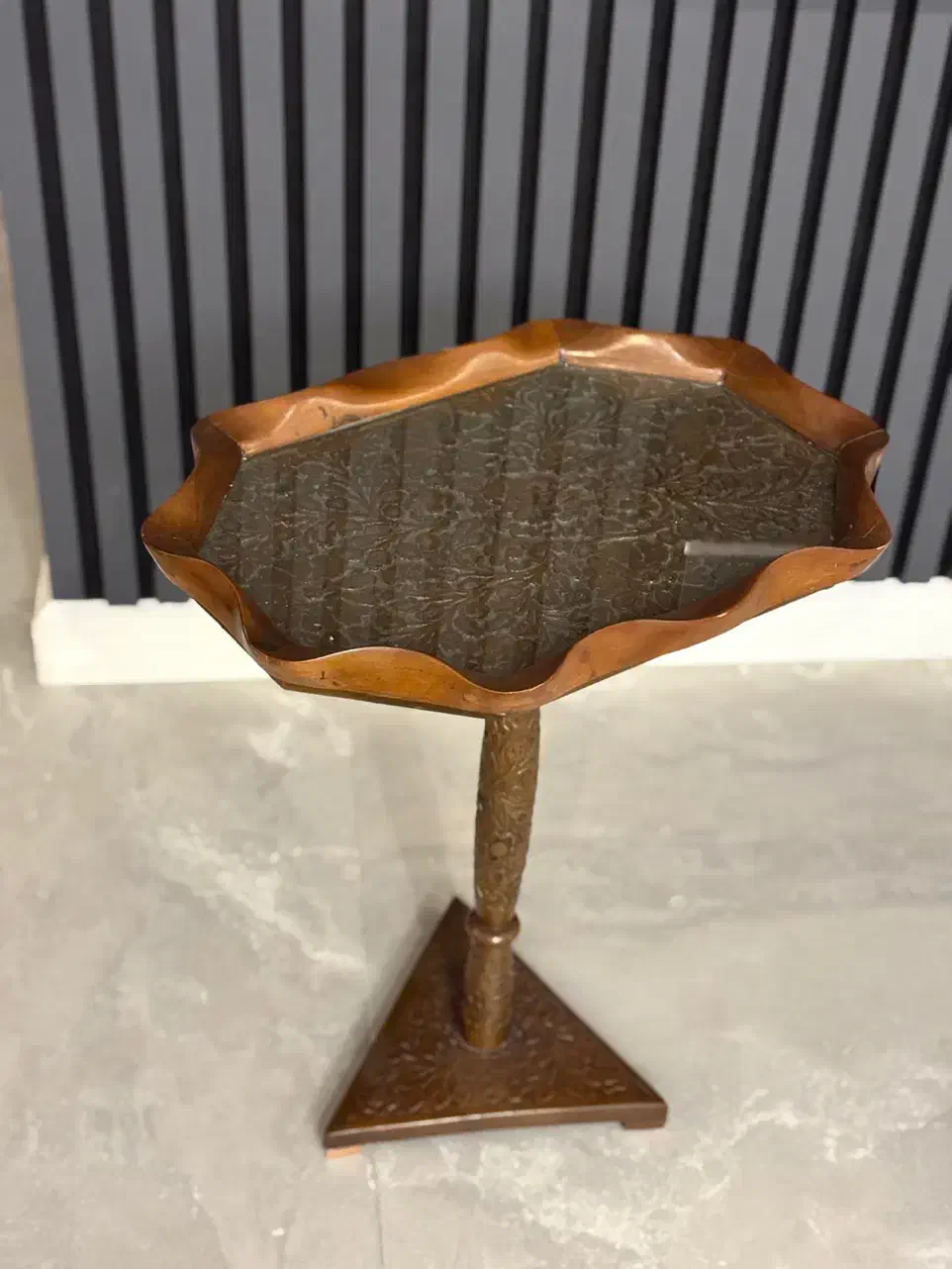 پایه میز عتیقه|کلکسیون اشیاء عتیقه|تهران, چیذر|دیوار